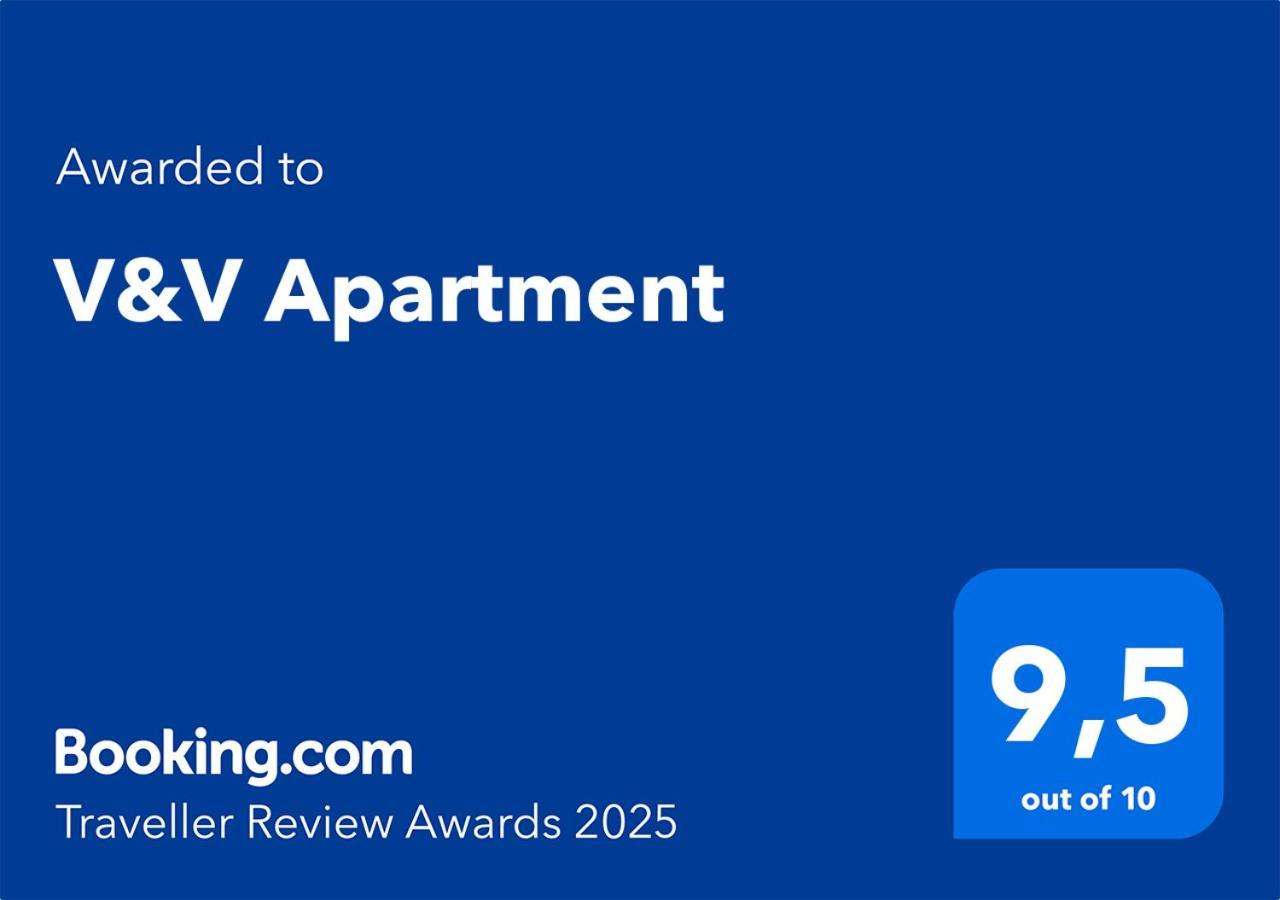 V&V Apartment Tripoli Bagian luar foto